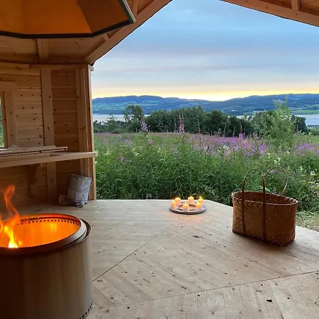 Nyaraló Cosy With As Add On Service