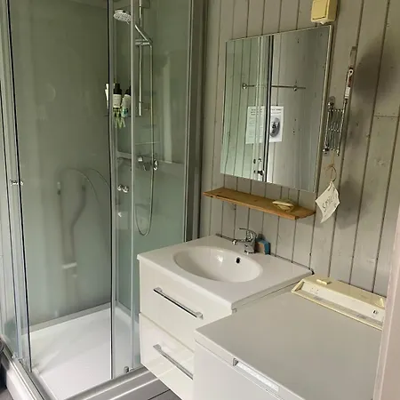 Cosy With As Add On Service Nyaraló *